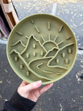 Load image into Gallery viewer, Slow feeder bowl
