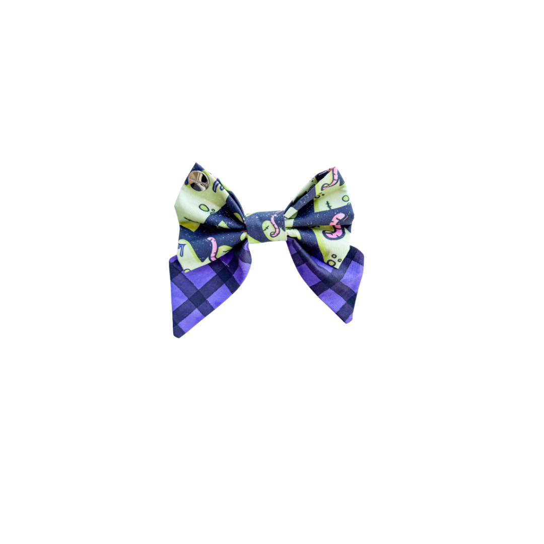 Worm Hearts Sailor Bow