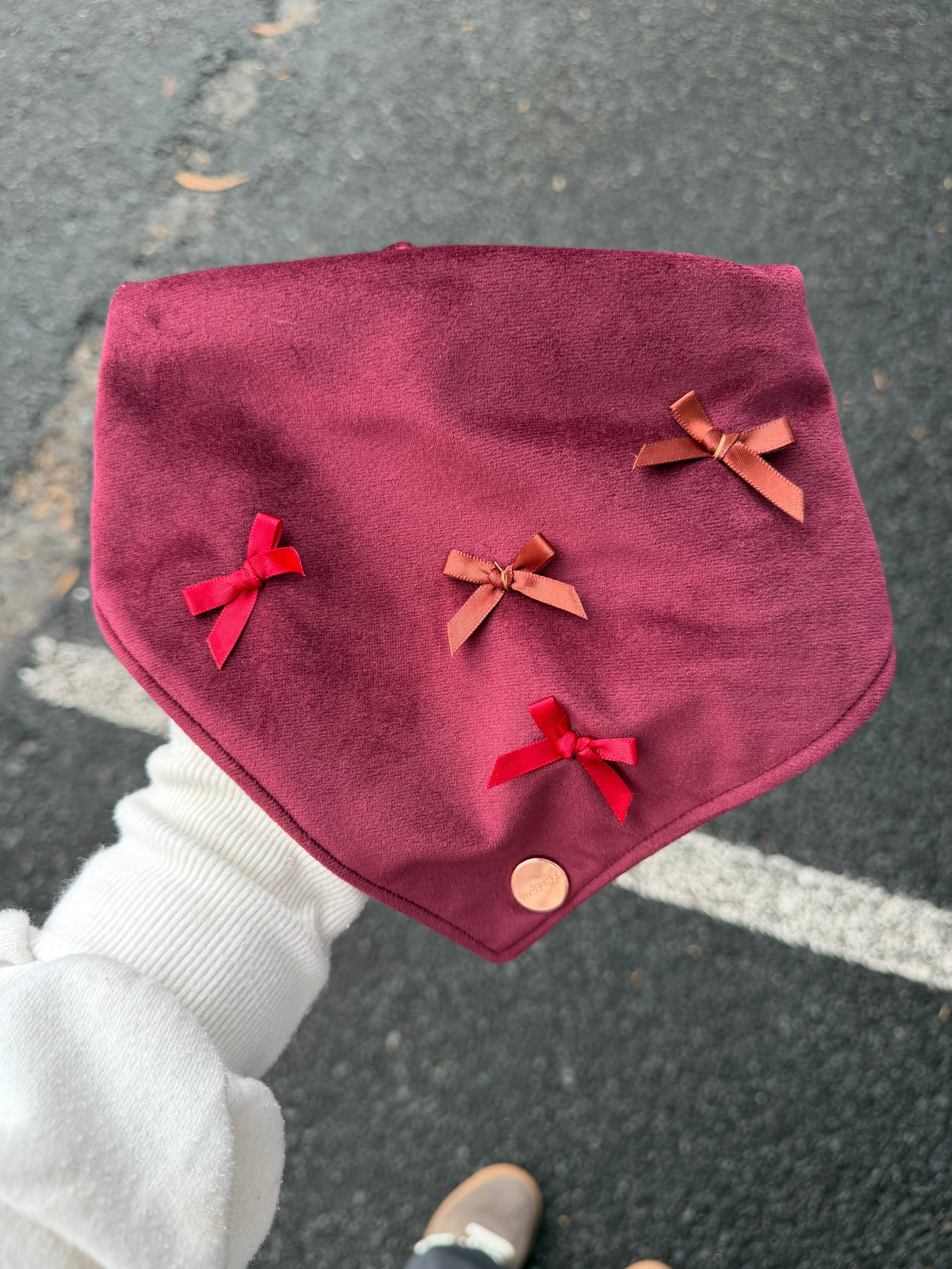 Red Velvet Bows Scrunchdana